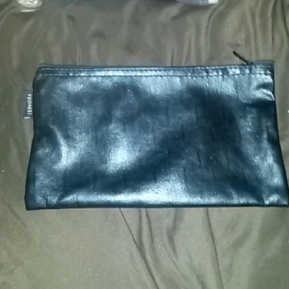 Travelon anti theft crossover ,makeup bag,make up - Picture 2 of 8